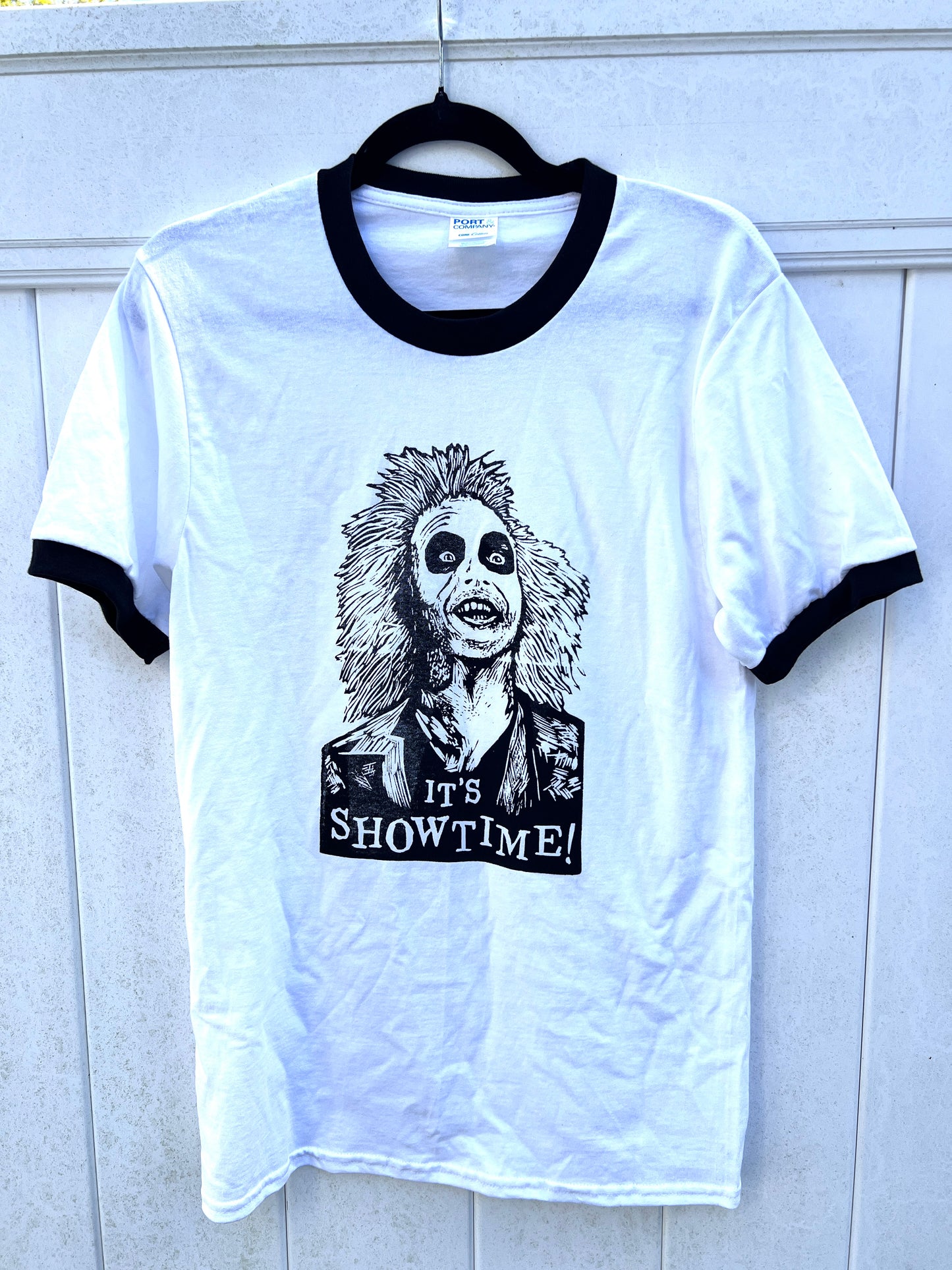 Beetlejuice - It’s Showtime! - screen print t-shirt SMALL Men's Ringer Tee