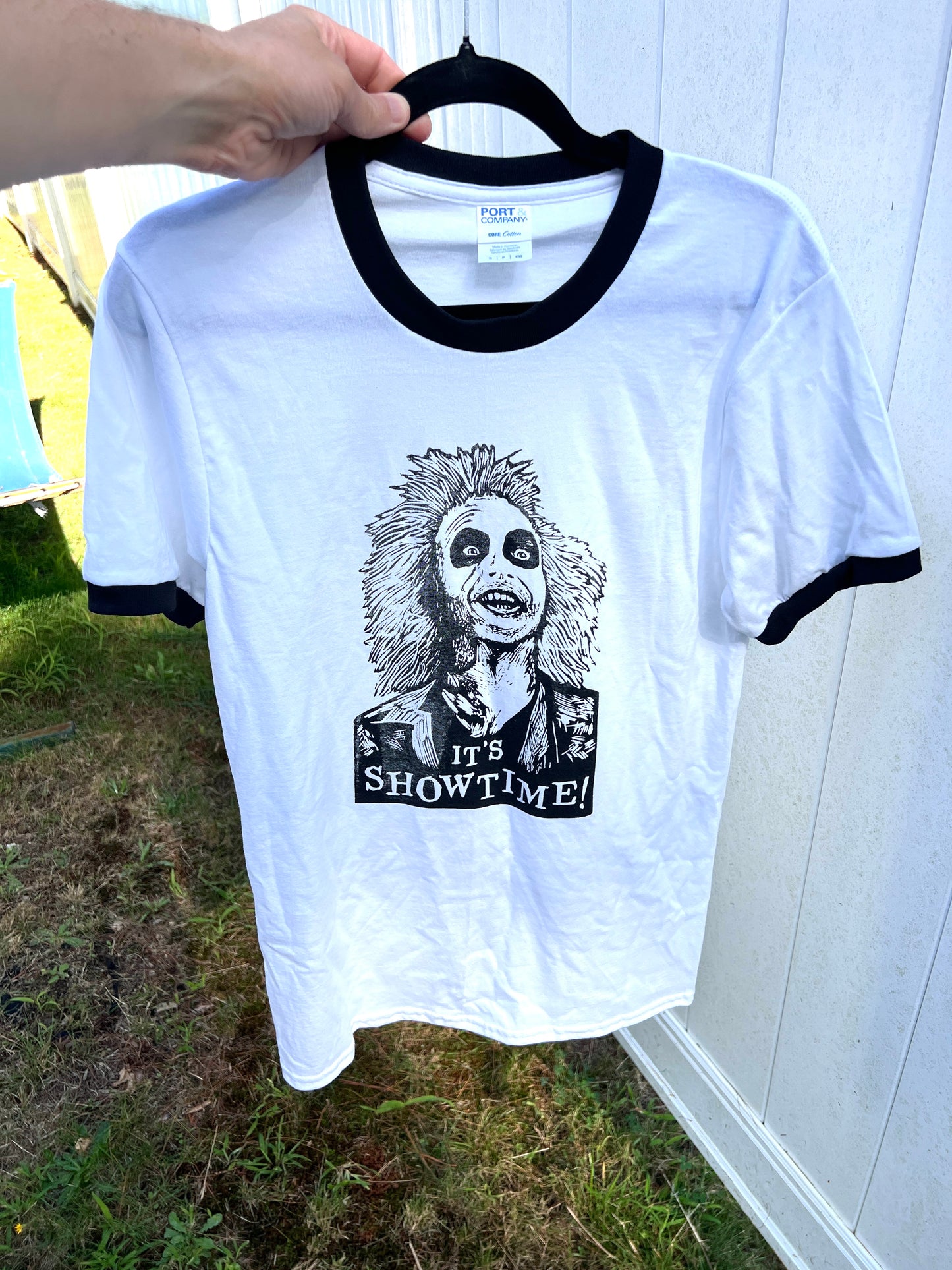 Beetlejuice - It’s Showtime! - screen print t-shirt SMALL Men's Ringer Tee